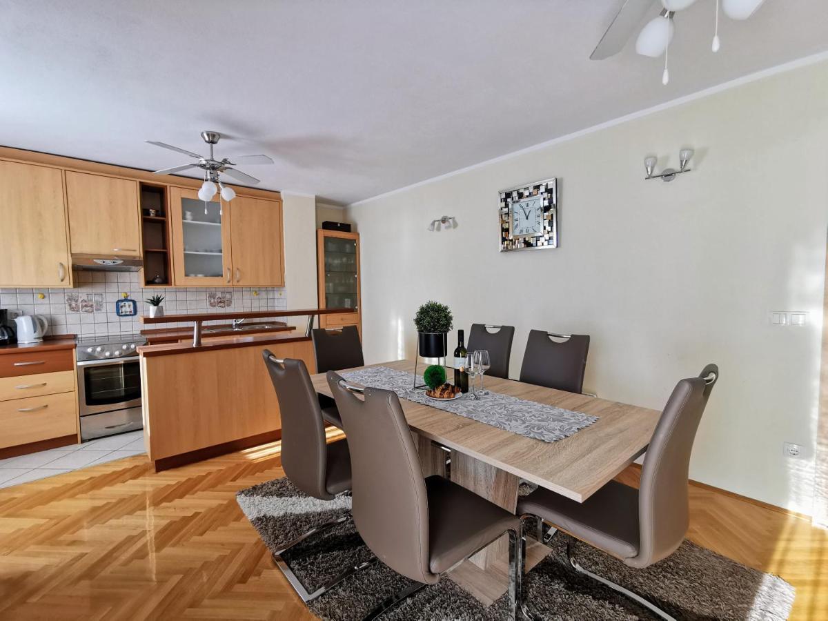 Villa Lille Трогир Экстерьер фото