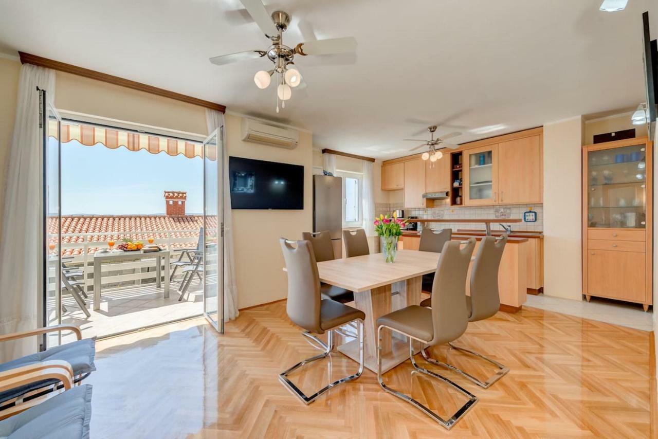 Villa Lille Трогир Экстерьер фото